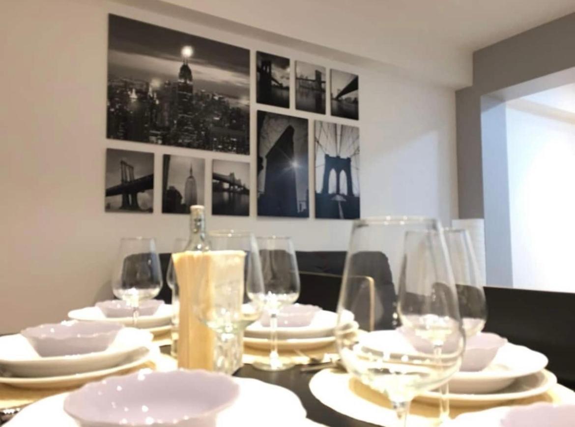 Edsam Brown Madrid Apartment Luaran gambar