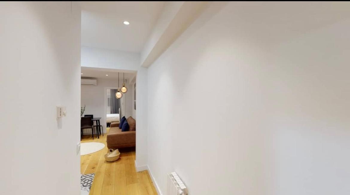 Edsam Brown Madrid Apartment Luaran gambar