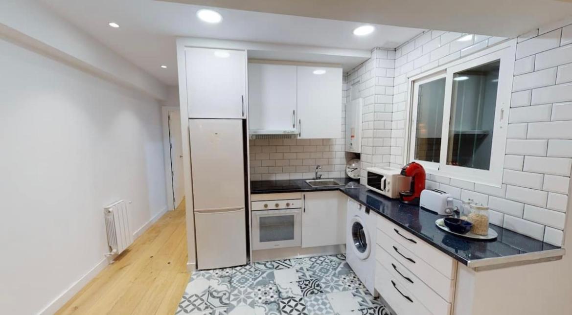 Edsam Brown Madrid Apartment Luaran gambar