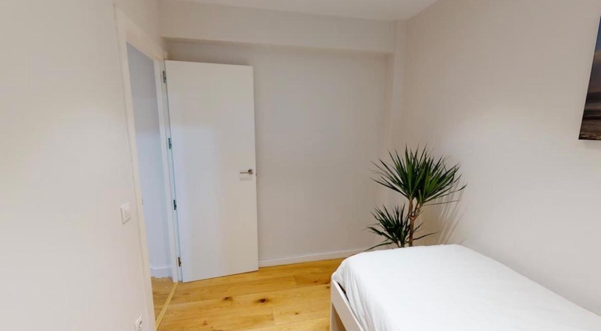 Edsam Brown Madrid Apartment Luaran gambar