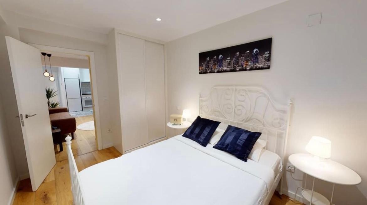 Edsam Brown Madrid Apartment Luaran gambar