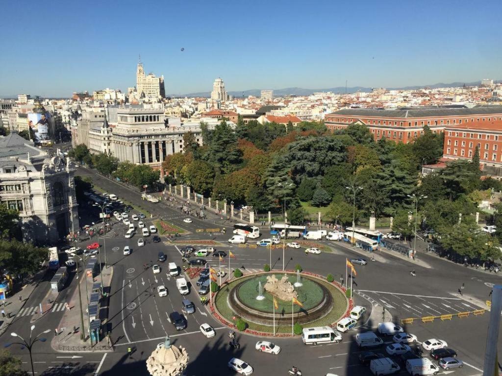 Edsam Brown Madrid Apartment Luaran gambar